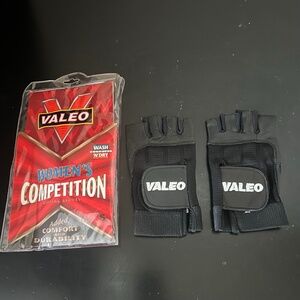 Valeo Women’s Competition Lifting Gloves - Size S- NWT